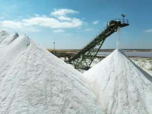 Industry: Conveyor belt and salt heaps at the Walvis Bay Salt works