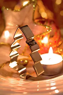 Abies: Cookie cutter in the shape of a Christmas tree on