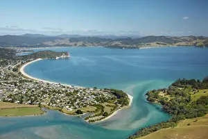 Foreshore: Cooks Beach, Coromandel Peninsula, North