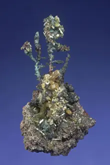 Monoclinic: Copper, Mimetite and Limonite