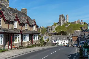 Dorset: Corfe Castle - Dorset - UK