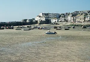 Harbours: Cornwall - Boats at low tide