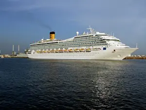 Alex: Costa Magica, Cruise Ship, Le Havre, France