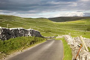 Houses: Country lane and dry stonewalls, Malham, Yorkshire