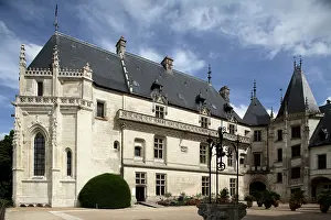 Courtyard: The courtyard of Chateau de Chaumont-Sur-Loire