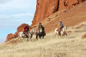 Cowgirls: Cowboys / Cowgirls - riding on Quarter Horses