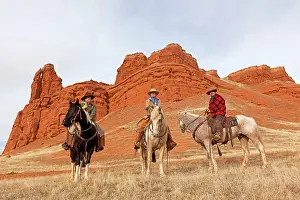 Cowboys: Cowboys - riding on Quarter Horses
