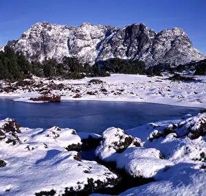 Clair: Cradle Mountain east face in winter, Cradle Mountain-Lake