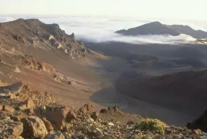 Hawai I: Crater, Haleakala National Park, Maui, Hawaii