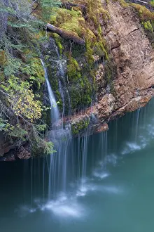Maligne: Creek in the Maligne Canyon