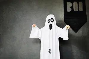 Death: Creepy ghost boo banner