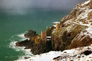 Crowns: Crowns Engine Houses - in snow