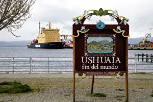 Ports: Cruise ship at Ushuaia, fin del mundo, (end of the world)
