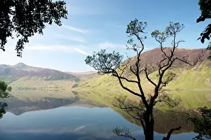 Fells: Crummock Water - reflections