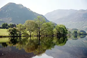 Fells: Crummock Water - reflections