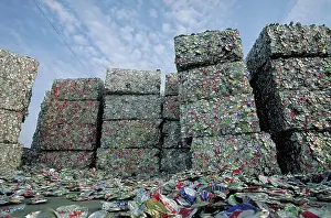 Recycling: Crushed aluminum cans