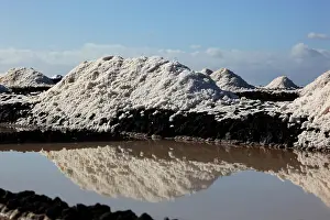 Pools: Crystal pools and salt mountains of the salt works
