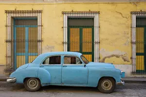 1950s: Cuba - US cars and road cruisers from the 1950s