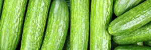 Essen: Cucumbers Cucumber Vegetable Background from above