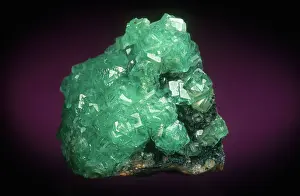 Hexagonal: Cuprian Smithsonite