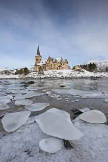 Vågan: Curch of Kabelvag in winter - Lofoten - Norway