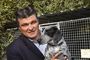 Prevention: David Douillet visiting A.S.P.C.A shelter of Plaisir