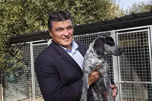 Prevention: David Douillet visiting A.S.P.C.A shelter of Plaisir