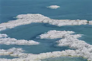 Israeli: Dead Sea