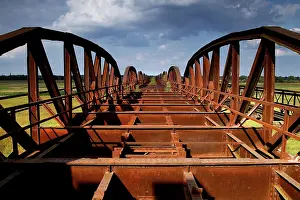 Bicycle: Destroyed railway bridge over the Elbe, ruin, Elbe