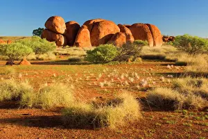 Amidst: Devils Marbles - several circular shaped marbles