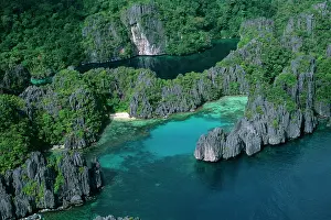 Palawan: Different level lagoons Bacuit Bay