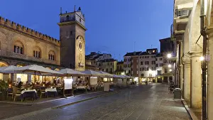 Piazza: DIG, Geografie, Italien, Lombardei, Mantua, Piazza