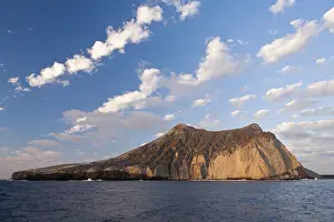 Revillagigedo: DIG, Geografie, Mexiko, California, Vulkaninsel