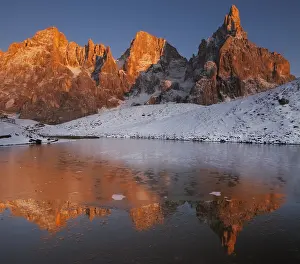 Ambience: DIG, geography / travel, Italy, Trentino, Baita