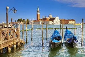Adriatic: DIG, geography / travel, Italy, Venice, gondolas
