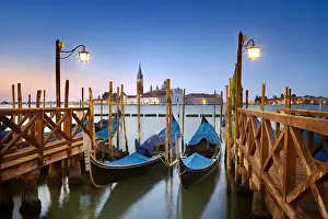 Adriatic: DIG, geography / travel, Italy, Venice, gondolas