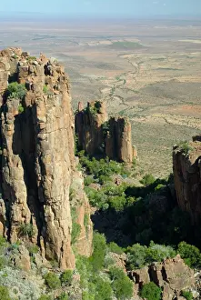 Pillars: Dolerite pillars, part of a dolerite sill, up to