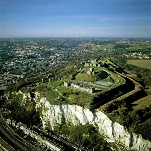 Kent: Dover Castle over the white cliff of Dover, Kent