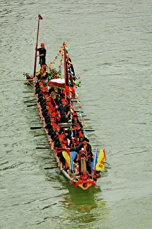 Paddle: Dragon boat, Li River, Guilin, China, Asia