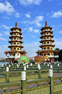Tower: Dragon and Tiger Pagodas Temple at Lotus Pond in Kaohsiung