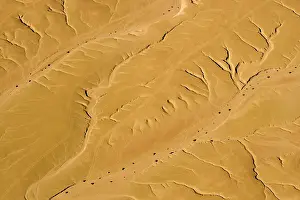Scar: Drainage Patterns on the ancient Namib Plains -