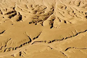 Visible: Drainage Patterns on the ancient Namib Plains -