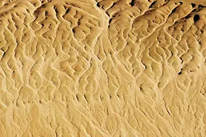 Drainage: Drainage patterns on the ancient plains of the Namib