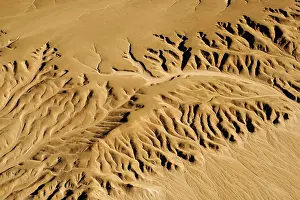 Drainage: Drainage patterns on the ancient plains of the Namib