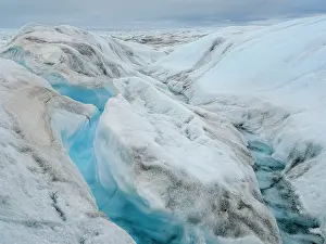 Sondre: Drainage system on the surface of the ice sheet