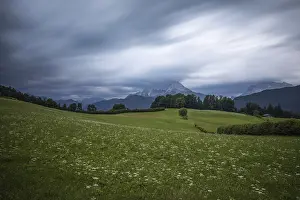 Peaks: Dramatic weather over the Alps in Berchtesgadener Land with a view of the Watzmann