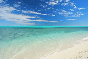 Combine: Dream Beach - white sandy beach, clear turquoise