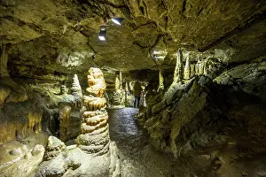 Dripstone: Dripstone cave, Erdmannshnhle, Hasler cave, Hasel