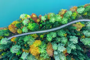 Artificial: Drone shot, autumn in the Swabian Forest, Herrenbachstausee