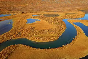 Swedish: Drone shot, view of the valley Vistasvagge with
